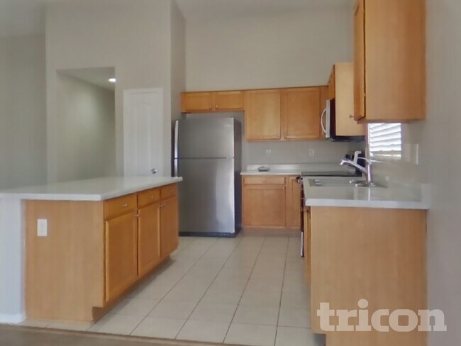 Foto del edificio - 11446 W Roanoke Dr