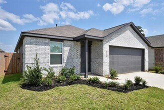 Building Photo - 10218 Prairie Dunes Ln