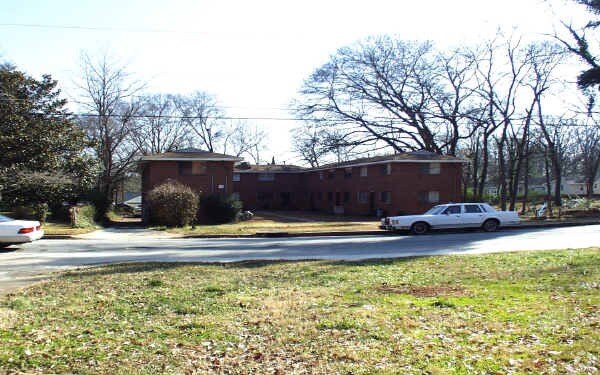 Building Photo - 211 Kirkwood Rd NE