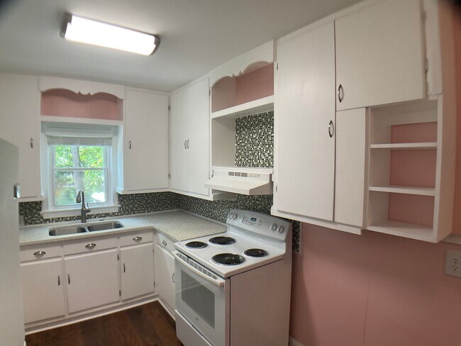 Foto del edificio - Well Kept Bungalow in Downtown Mebane!