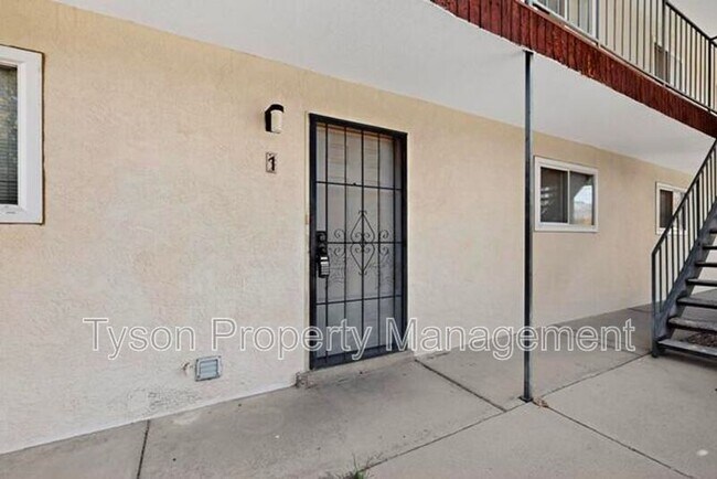 Building Photo - 1825 Mary Ellen St NE