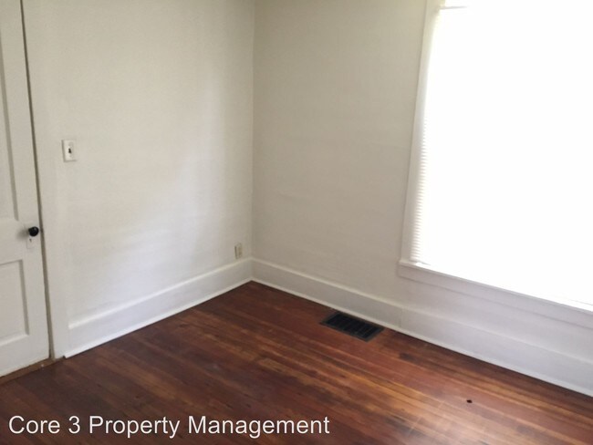 Building Photo - 309 N McLean St
