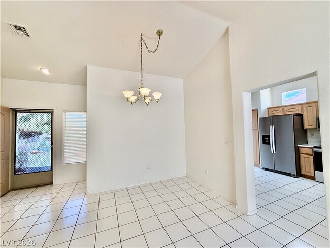 Foto del edificio - 2821 Byron Dr