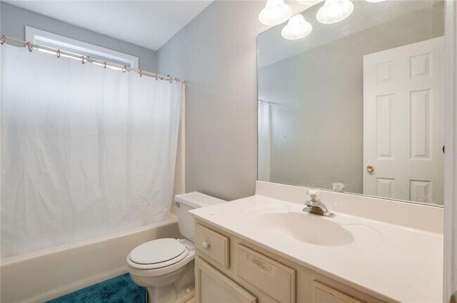 Building Photo - 1489 Justin Dr