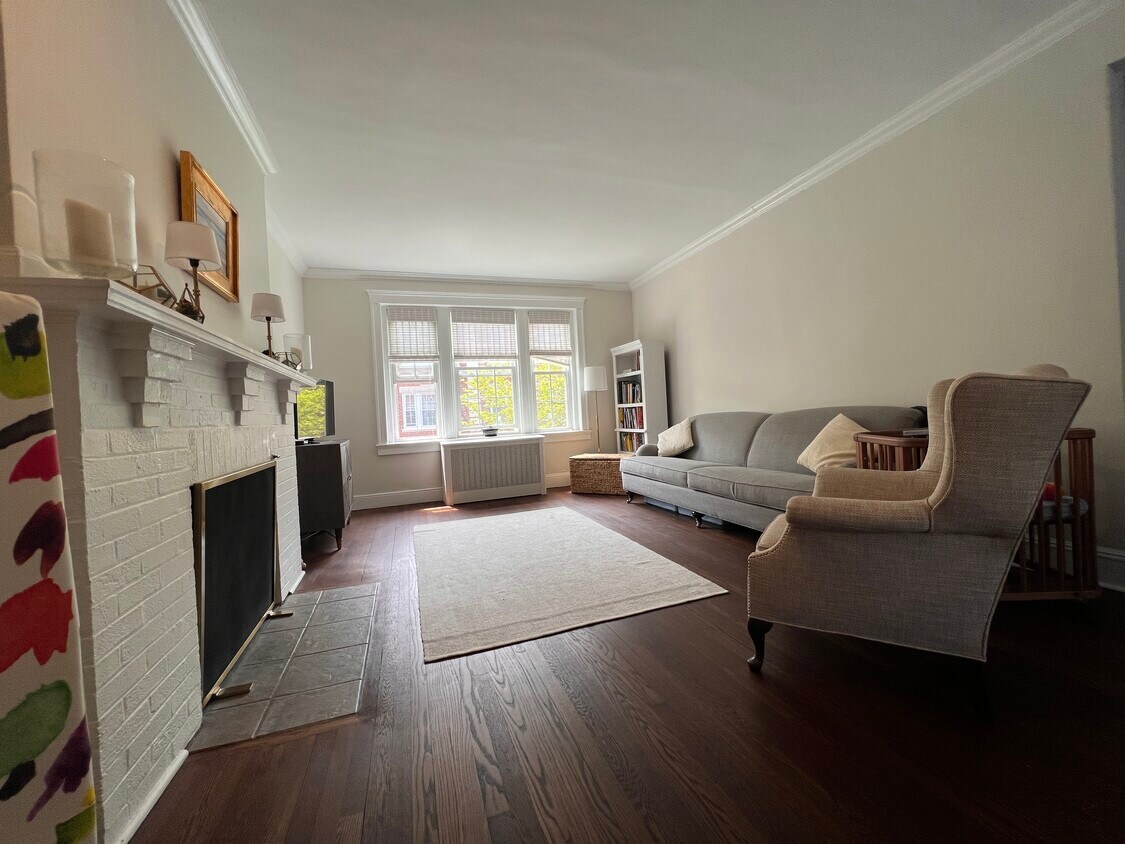 Foto principal - 63 Babcock St