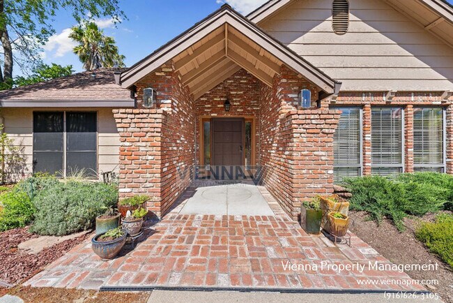 Building Photo - 3539 Buckskin Ct
