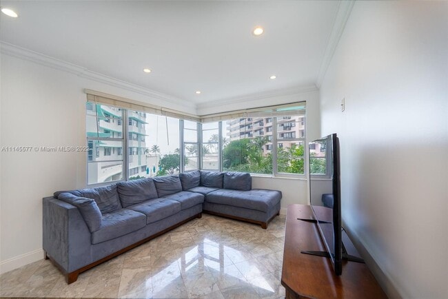 Building Photo - 5255 Collins Ave