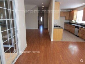 Building Photo - 2841 Sunset Ln