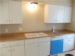 Building Photo - 4363 Willow Beach Dr