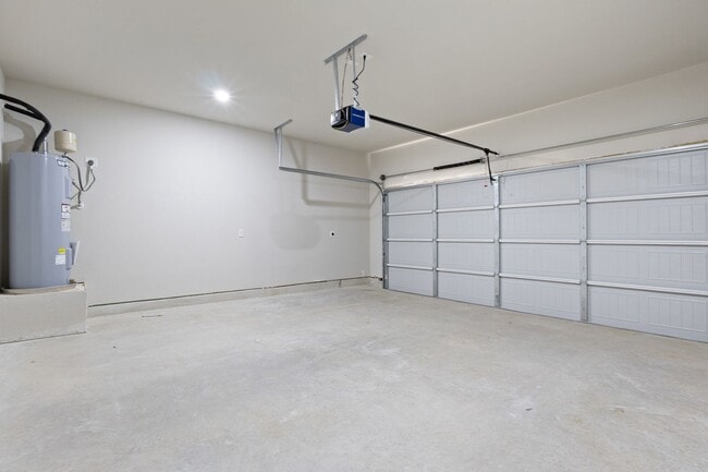 Building Photo - New Luxury homes! Call Now!! 830-327-8773