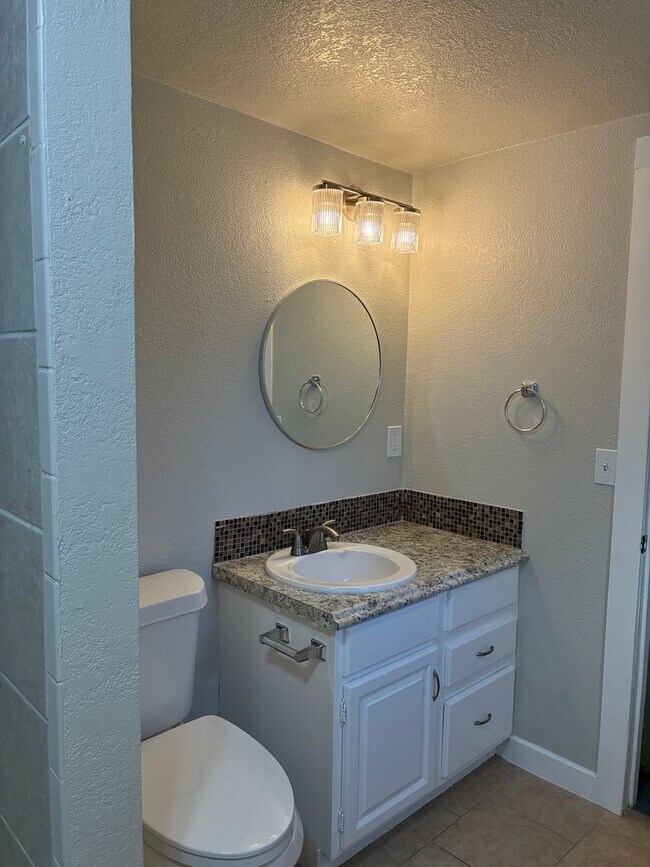 Foto del edificio - 1125 Peterson Rd