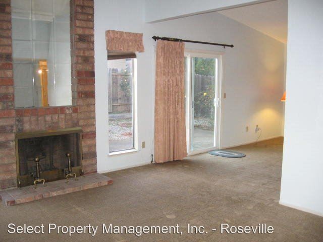 Building Photo - 4 br, 2 bath House - 8976 Autumnwood Drive