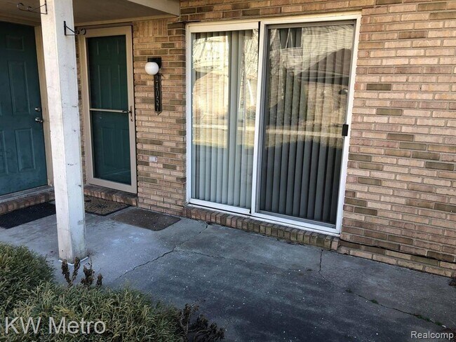 Building Photo - 24057 Wedgewood Cir