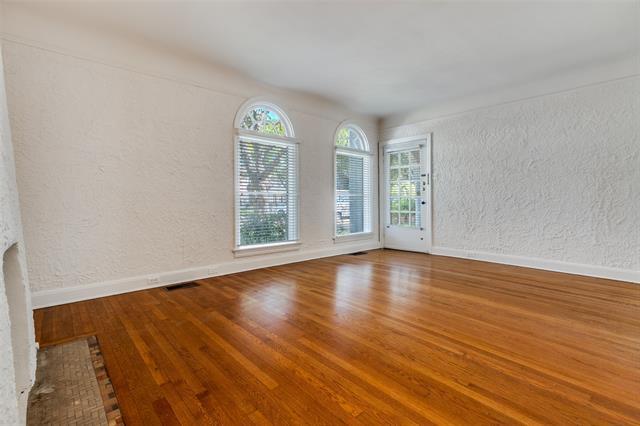 Foto del edificio - 4012 Prescott Ave