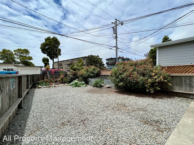 Foto del edificio - 2 br, 1 bath House - 569 Avenue Alhambra