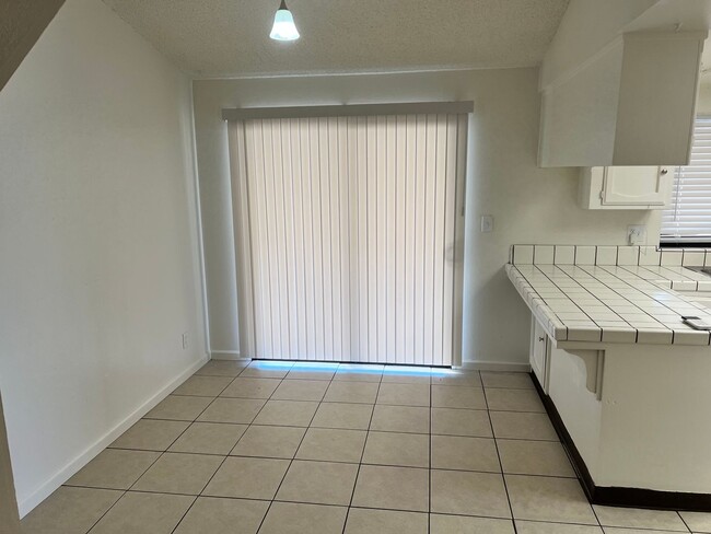 Foto del edificio - 1300 Langston St