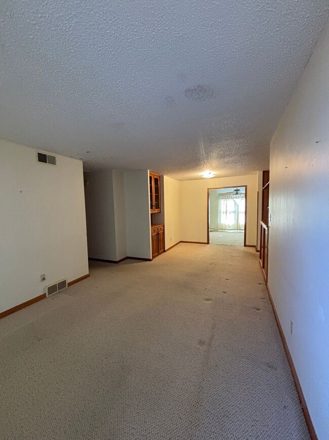 Photo - 4 bed 1.5 brick SW OKC House