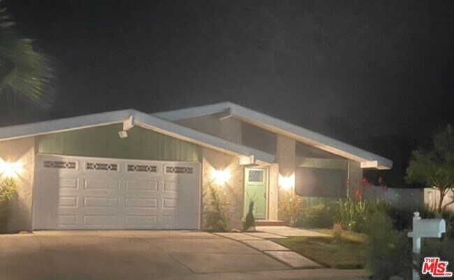 Foto del edificio - 6416 Sea Star Dr