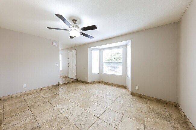 Foto del edificio - 532 N Nassau