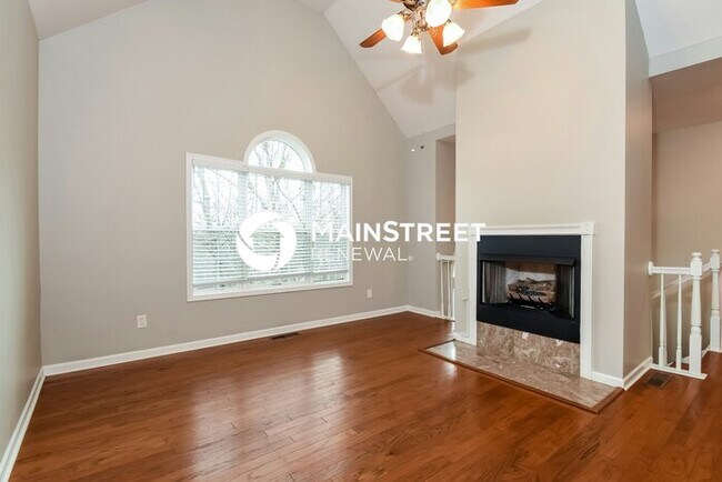 Building Photo - 4 Bedroom Pet-Friendly Home in Cartersville, GA with Main Street Renewal