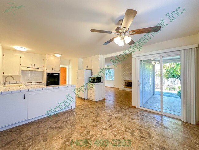 Photo - 965 Amstutz Drive House