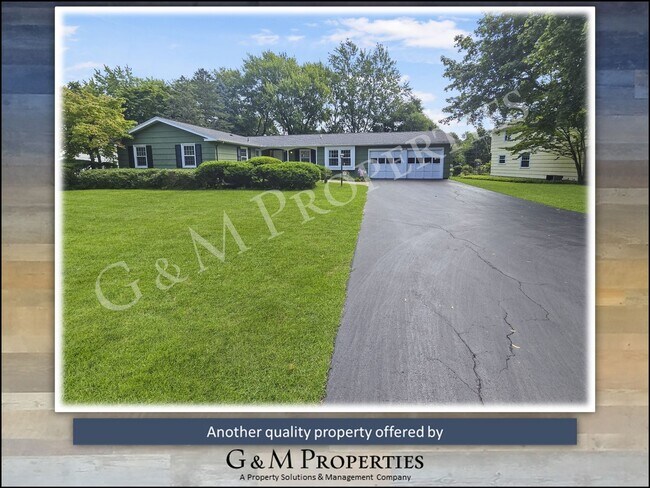 Foto del edificio - Rarely Available 3/4 Bedroom Ranch Style Home in Penfield!