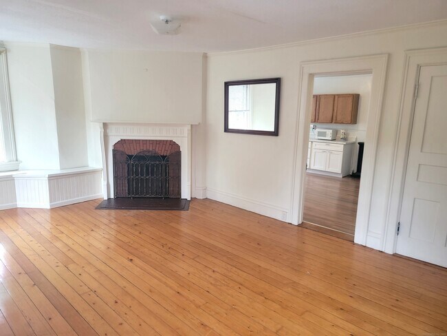 Foto del edificio - 270 Cherry Brook Rd
