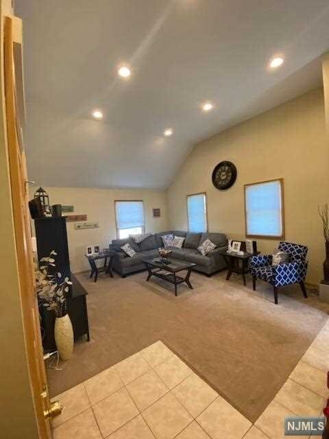 Building Photo - 72 Johnson Ave