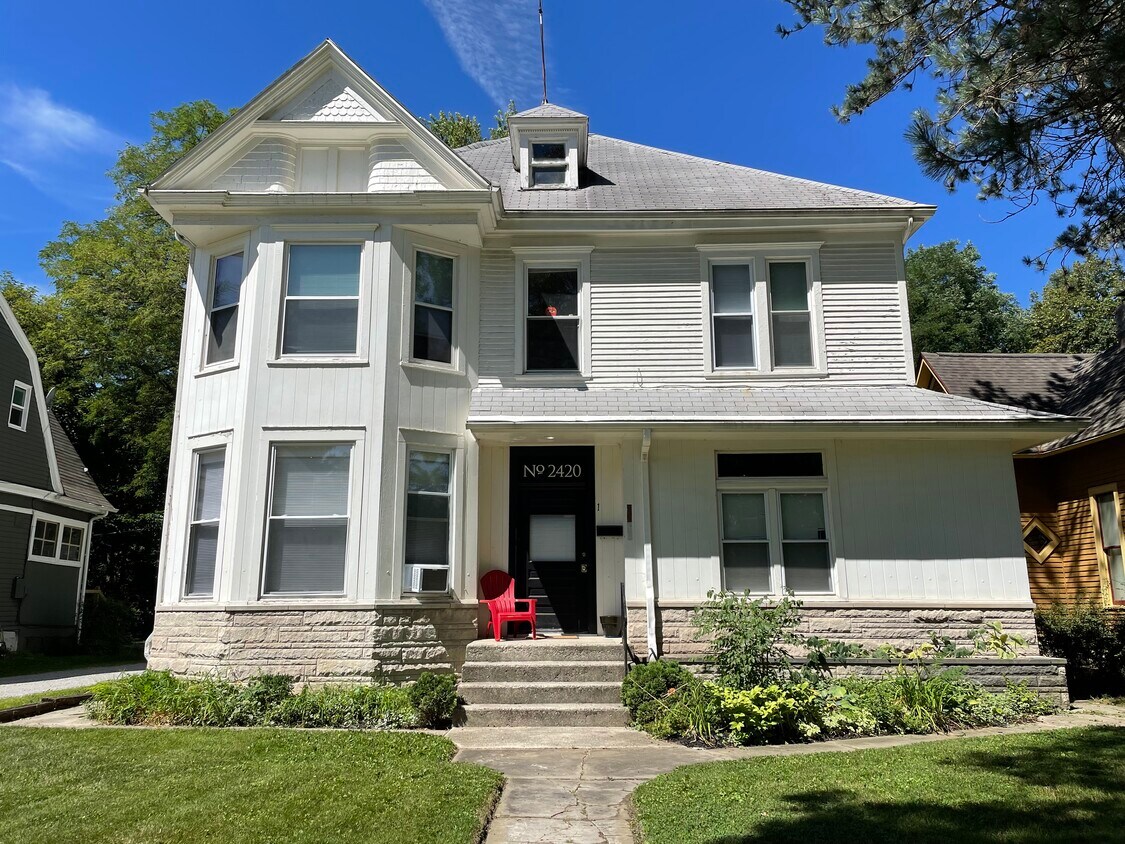 2420 Hoagland Ave Unit Apt 1, Fort Wayne, IN 46807 Apartments in