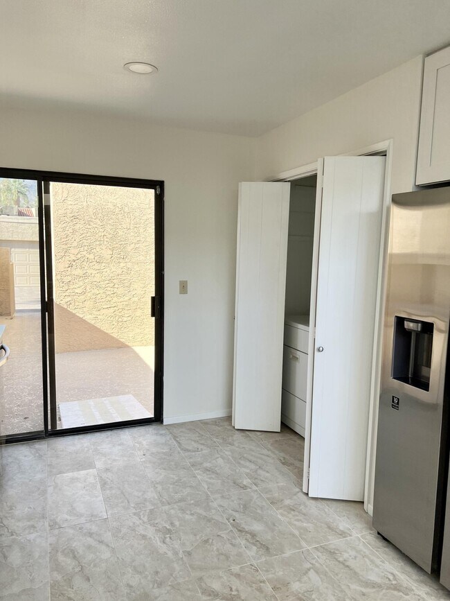 Building Photo - 73660 Mesquite Ct