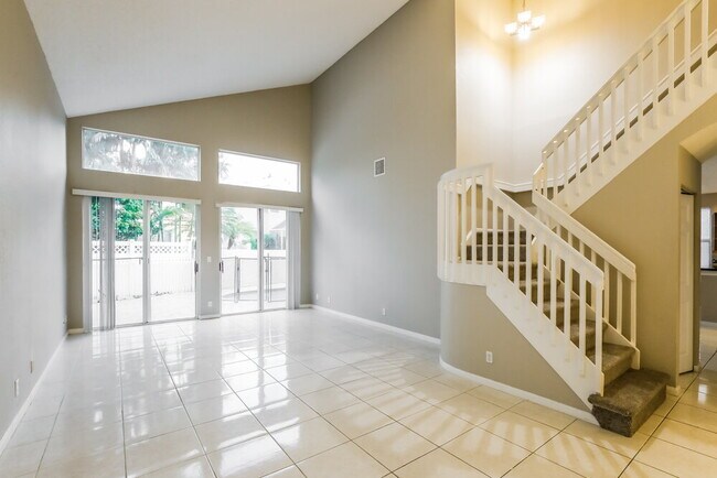 Foto del edificio - 4729 NW 115th Ave