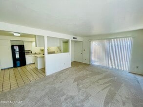 Building Photo - 3216 N Cherry Ave