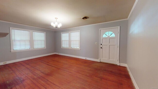Building Photo - 1853 Elmore Rd