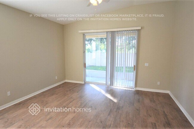 Foto del edificio - 4163 101st Ave E