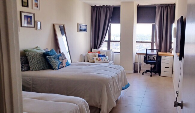 Foto del edificio - 500 Three Islands Blvd