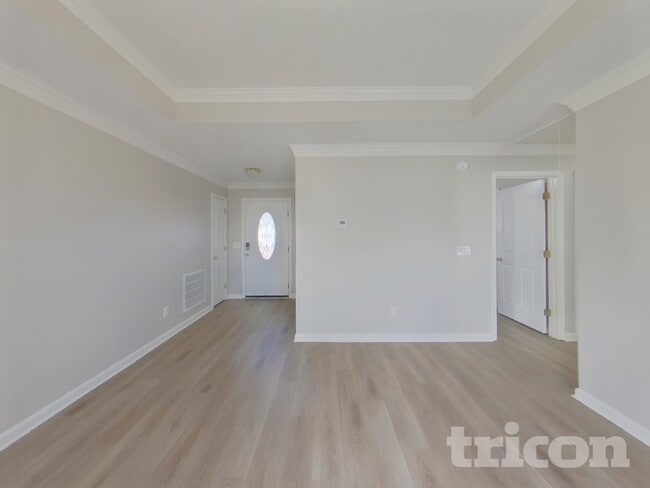 Foto del edificio - 118 Goldleaf St