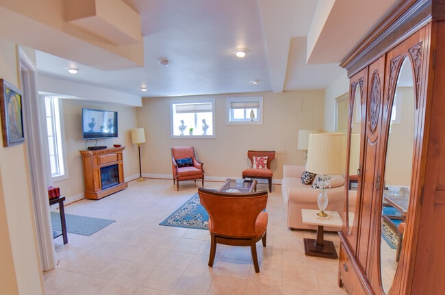 Sala de estar - 6225 Robinwood Rd