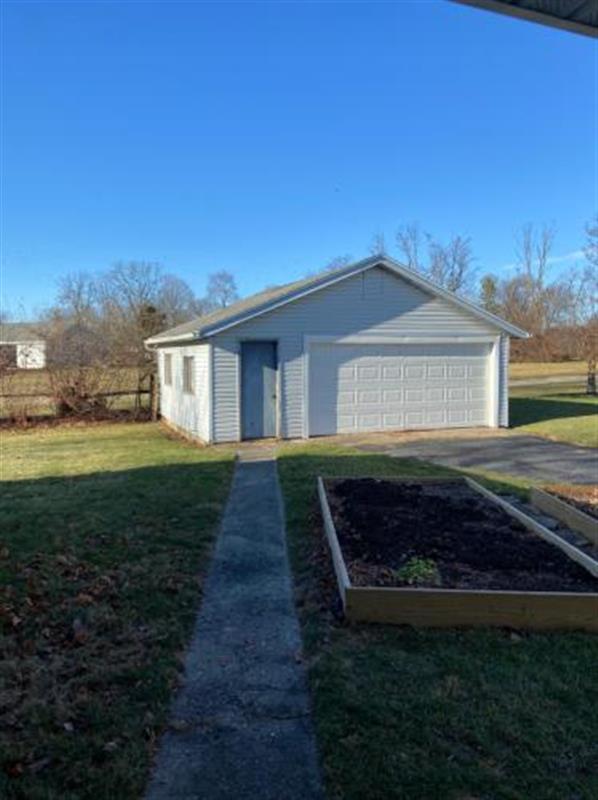 Building Photo - MARVELOUS HOME!!!!