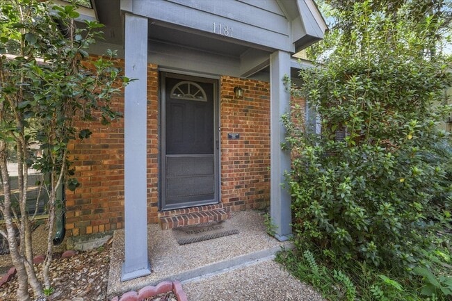 Building Photo - 1181 Brafforton Way
