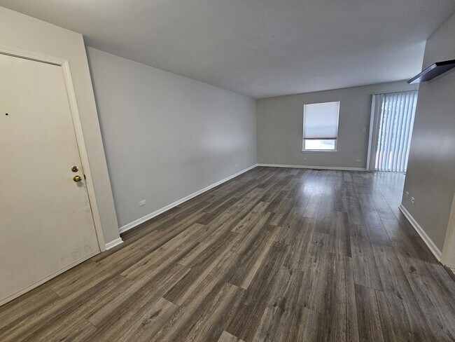 Foto del edificio - 1241 Bradwell Ln