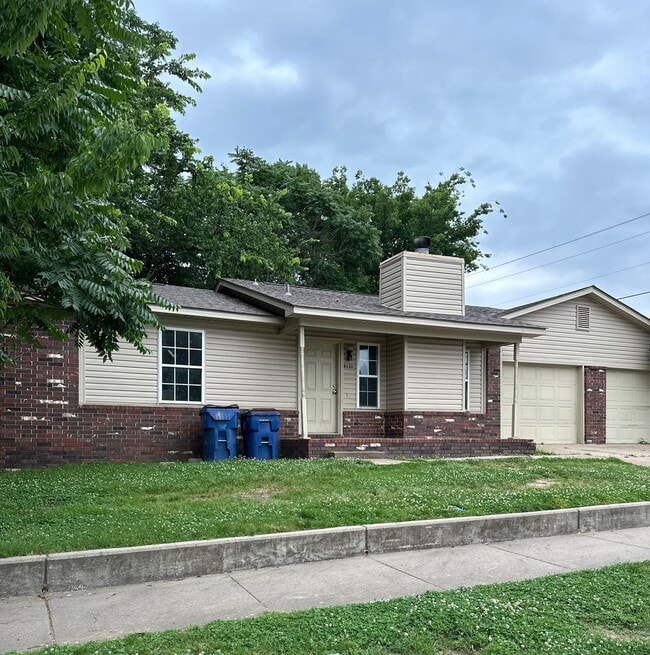 Building Photo - 4131 Kinkead Ave