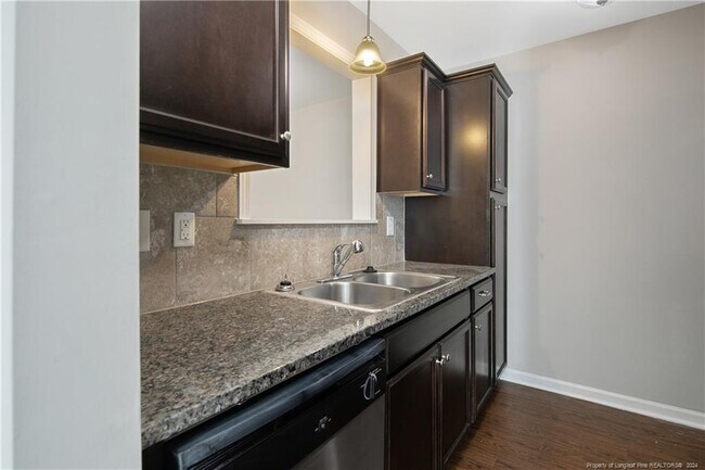 Building Photo - 2661 Middle Br Bnd