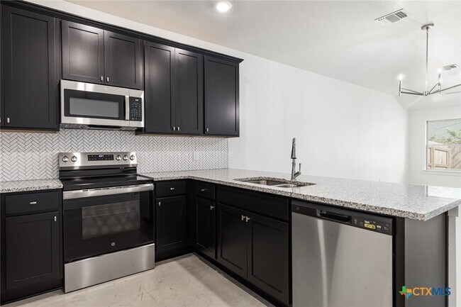 Foto del edificio - 522 Campus St