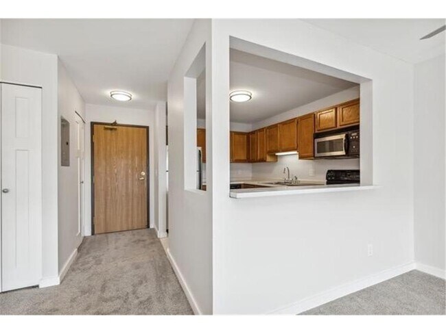 Foto del edificio - 720 3rd Ave NE