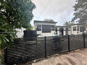 Building Photo - 103 NW 68th Terrace