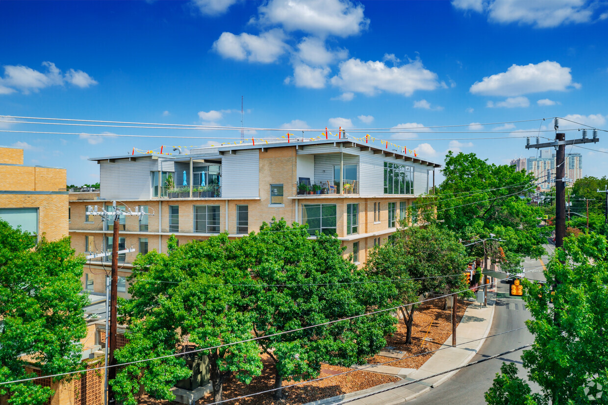 Foto principal - St. Benedict's Lofts