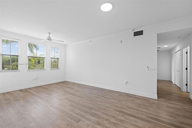 Building Photo - 10170 SW 7th Street Unit 24-207