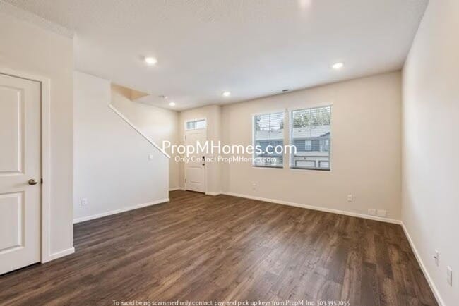 Building Photo - Newer Three Bedroom Townhome in Cornelius!