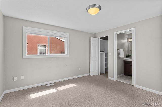 Building Photo - 2345 S Linley Ct