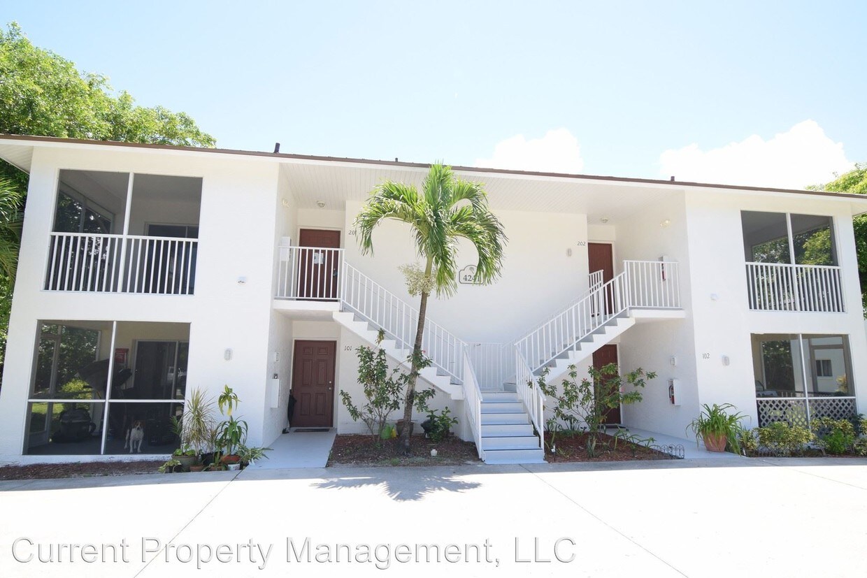 Foto principal - 4241 Gulfstream Dr